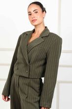 Load image into Gallery viewer, CROP STRIPED JACKET