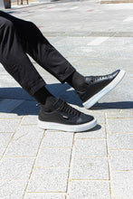 Load image into Gallery viewer, FOOTWEAR SNEAKER BYRON