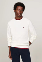 Load image into Gallery viewer, ESSENTIAL CREW NECK