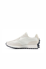 Load image into Gallery viewer, NEW BALANCE CLASSICS SNEAKERS