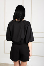 Load image into Gallery viewer, POPLIN BLOUSE WITH MOTIF