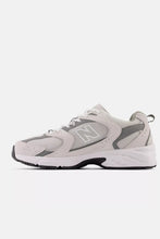 Load image into Gallery viewer, NEW BALANCE CLASSICS SNEAKERS