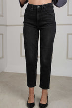 Load image into Gallery viewer, MOM TROUSER JEAN BLACK