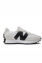 Load image into Gallery viewer, NEW BALANCE CLASSICS SNEAKERS