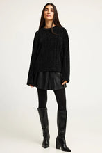 Load image into Gallery viewer, KNITTED TOP NECK