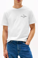 Load image into Gallery viewer, OUTLINE FLAG SCRIPT TEE