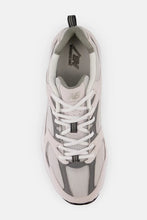 Load image into Gallery viewer, NEW BALANCE CLASSICS SNEAKERS