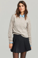Load image into Gallery viewer, KNITTED TOP NECK