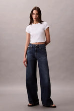 Load image into Gallery viewer, WIDE KEG TINTED TROUSER JEAN