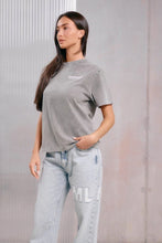 Load image into Gallery viewer, PHINESTONE T-SHIRT