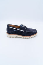 Load image into Gallery viewer, TRUCKER DECK SUEDE SHOES