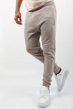 Load image into Gallery viewer, ESSENTIALS TRACKPANTS