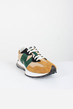 Load image into Gallery viewer, NEW BALANCE CLASSICS SNEAKERS