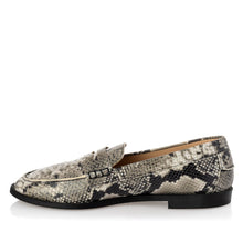 Load image into Gallery viewer, DAY 2 DAY SHOES MOCCASINS